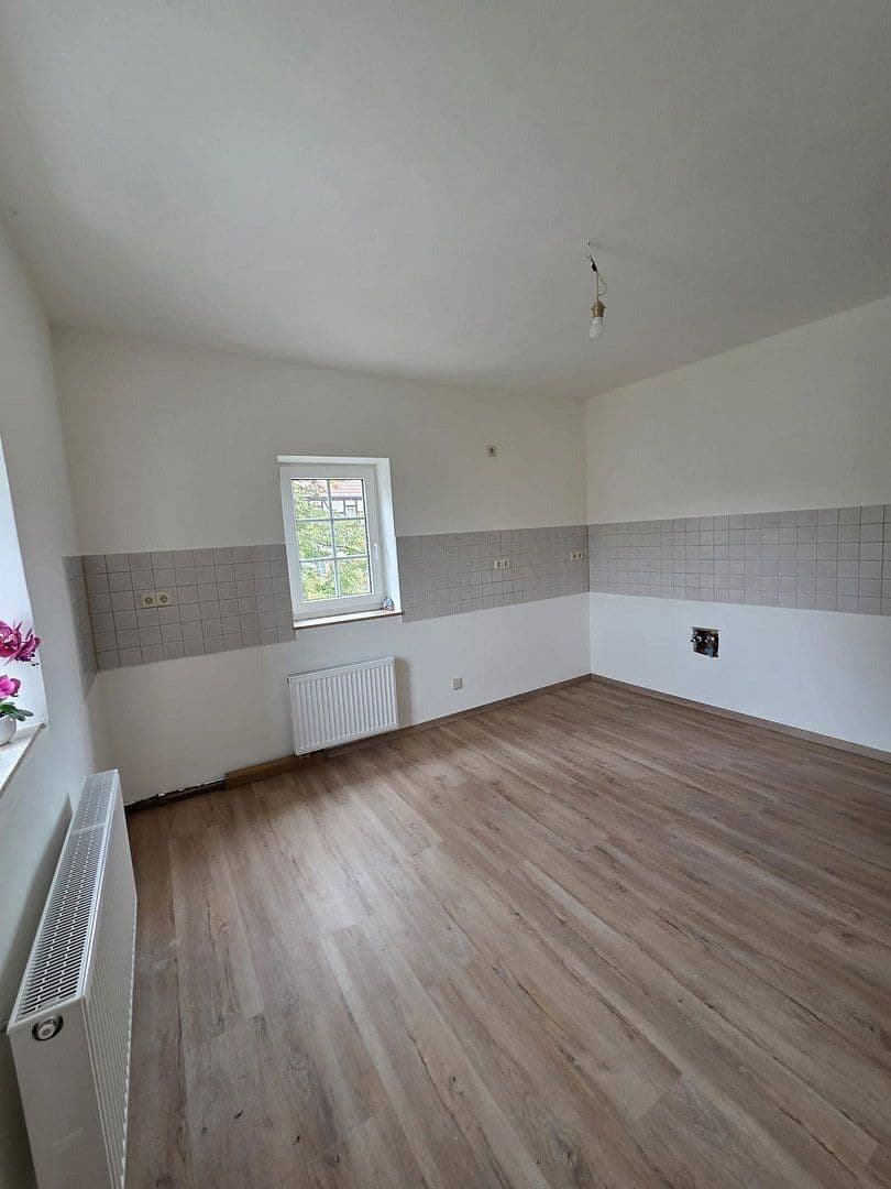 Prenájom bytu 3-izbový 83 m², Nossen, Sasko Prenájom bytu 3-izbový 83 m², Nossen, Sasko