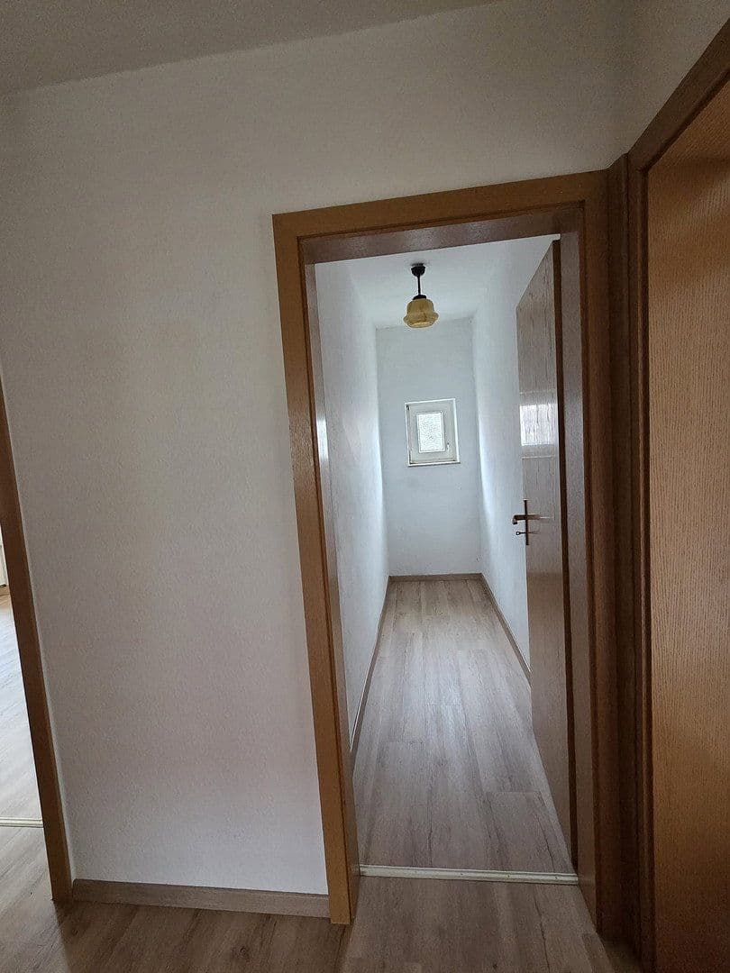 Prenájom bytu 3-izbový 83 m², Nossen, Sasko Prenájom bytu 3-izbový 83 m², Nossen, Sasko