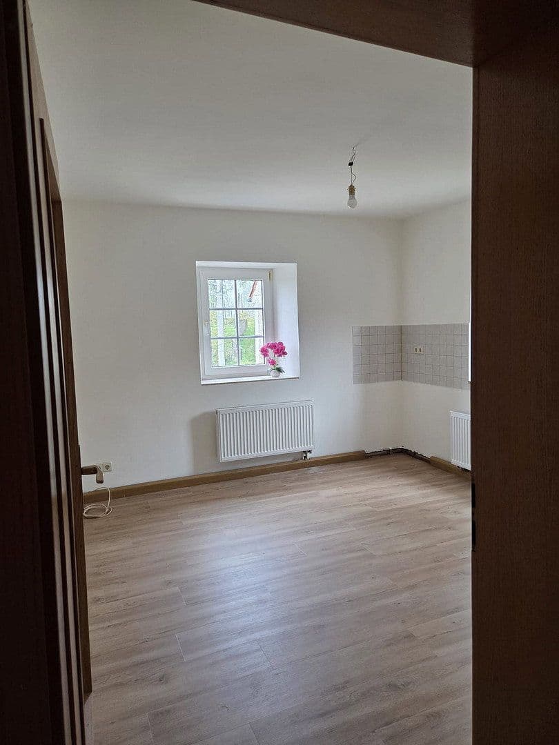 Prenájom bytu 3-izbový 83 m², Nossen, Sasko Prenájom bytu 3-izbový 83 m², Nossen, Sasko