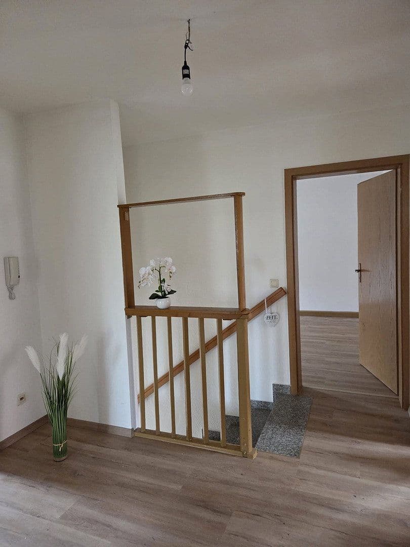 Prenájom bytu 3-izbový 83 m², Nossen, Sasko Prenájom bytu 3-izbový 83 m², Nossen, Sasko