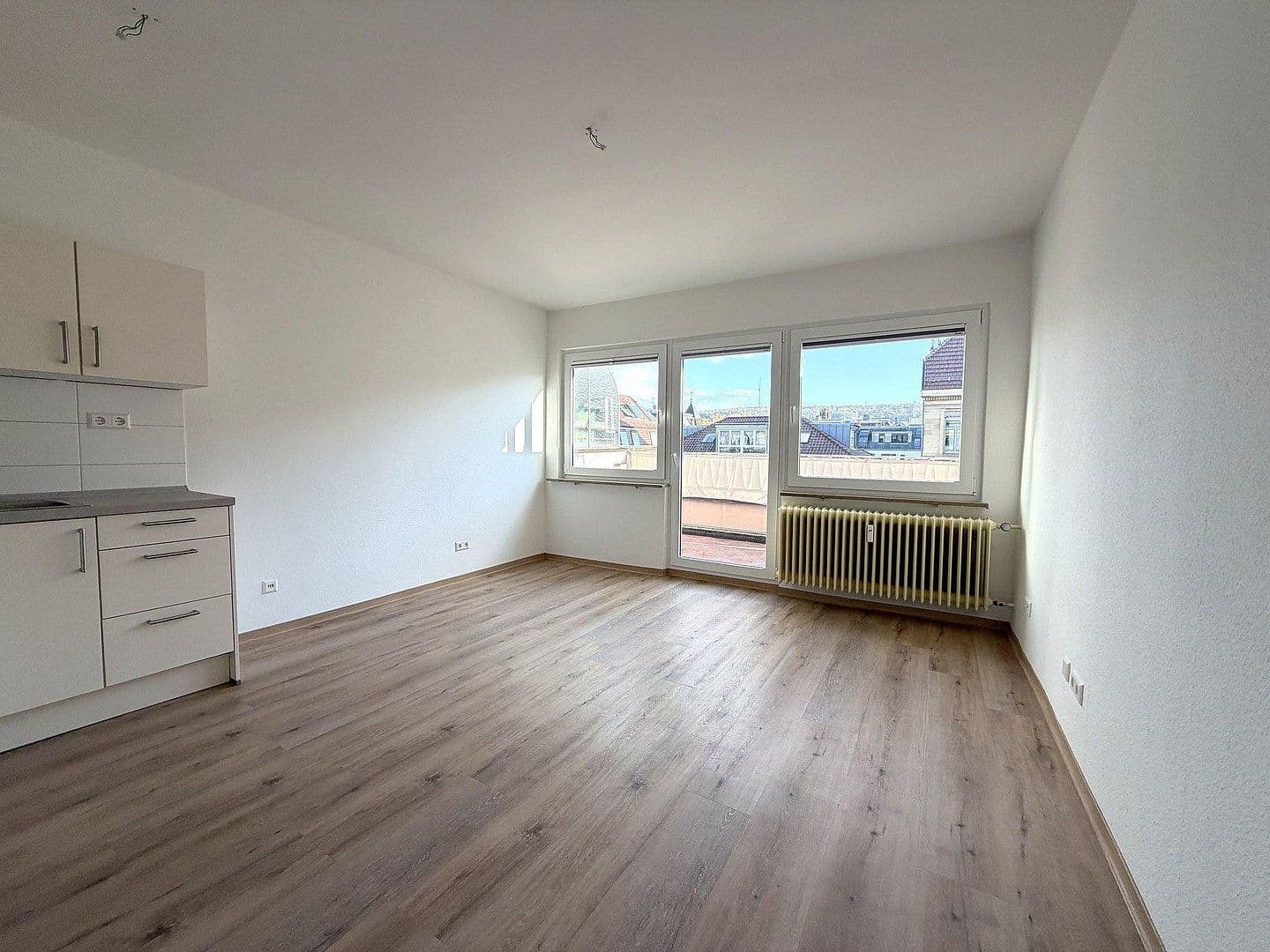 Prenájom bytu 2-izbový 44 m², Stuttgart, Bádensko-Wurttembersko Prenájom bytu 2-izbový 44 m², Stuttgart, Bádensko-Wurttembersko