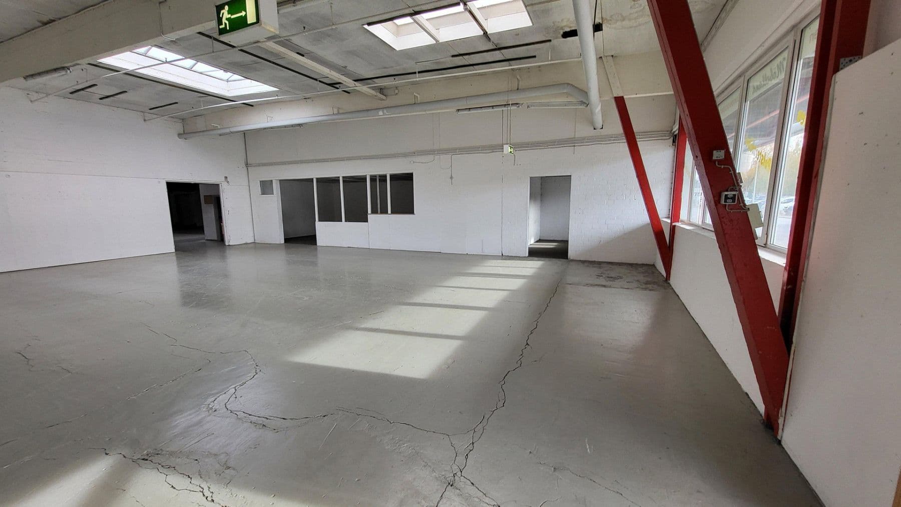 Prenájom nebytového priestoru 1.043 m², Oeynhausener Straße 48-54, Löhne, Severné Porýnie - Westfálsko Prenájom nebytového priestoru 1.043 m², Oeynhausener Straße 48-54, Löhne, Severné Porýnie - Westfálsko