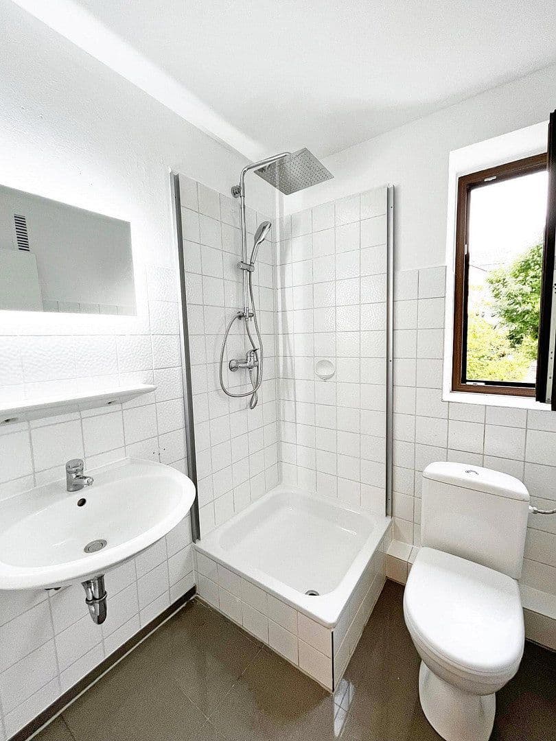 Prenájom bytu 1-izbový 44 m², Stuttgart, Bádensko-Wurttembersko Prenájom bytu 1-izbový 44 m², Stuttgart, Bádensko-Wurttembersko
