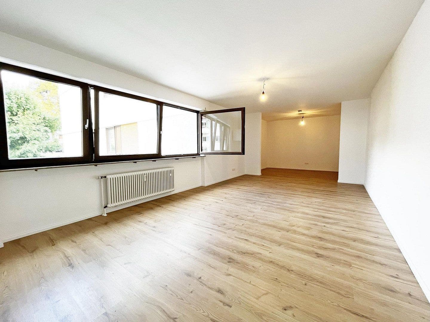 Prenájom bytu 1-izbový 44 m², Stuttgart, Bádensko-Wurttembersko Prenájom bytu 1-izbový 44 m², Stuttgart, Bádensko-Wurttembersko