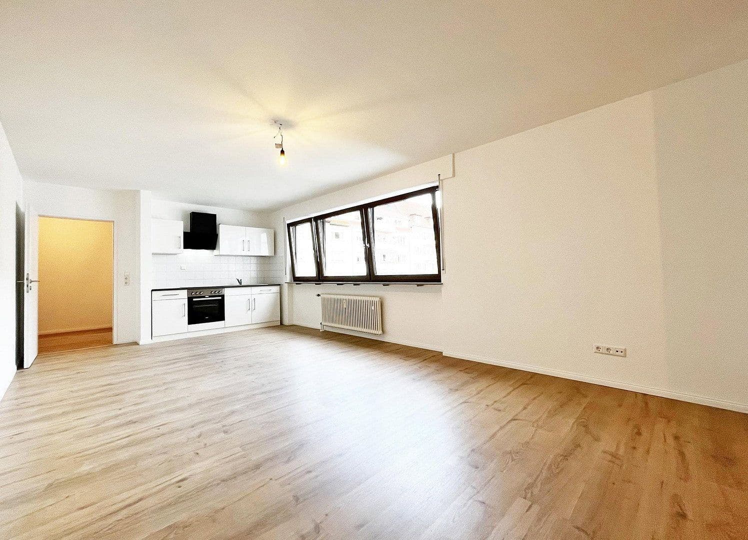 Prenájom bytu 1-izbový 44 m², Stuttgart, Bádensko-Wurttembersko Prenájom bytu 1-izbový 44 m², Stuttgart, Bádensko-Wurttembersko