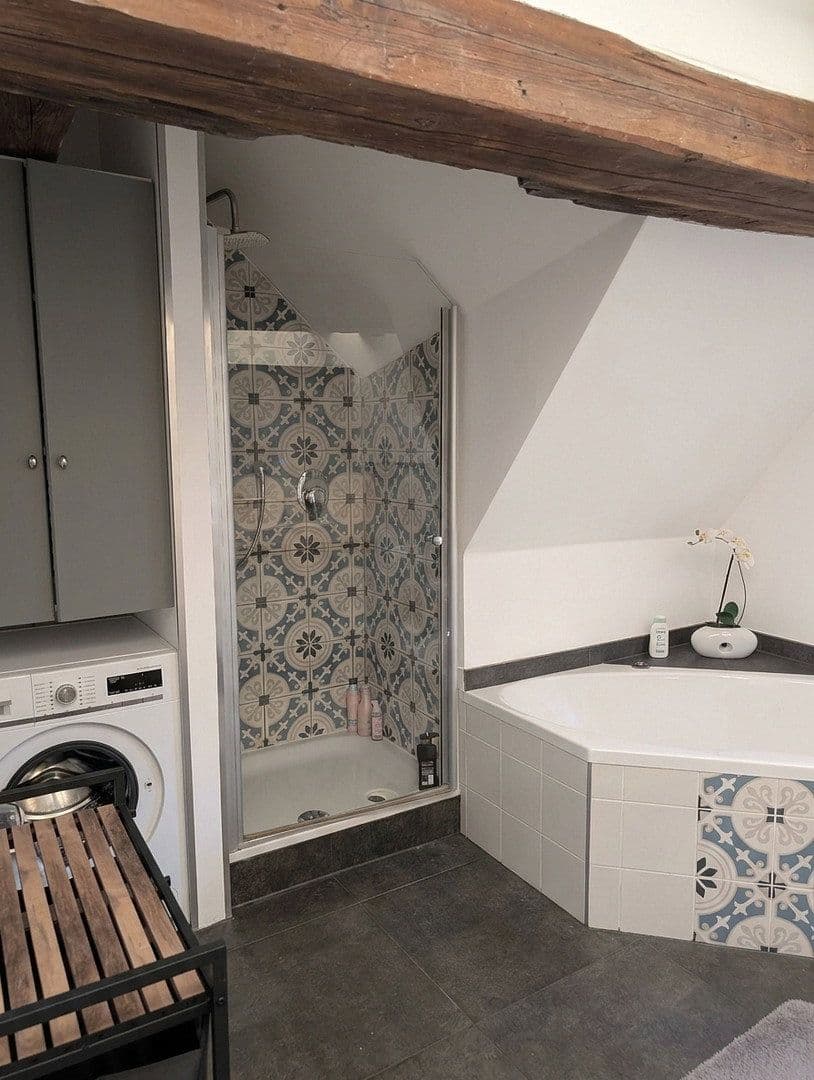 Predaj bytu 4-izbový 140 m², Baiersdorf, Bavorsko Predaj bytu 4-izbový 140 m², Baiersdorf, Bavorsko