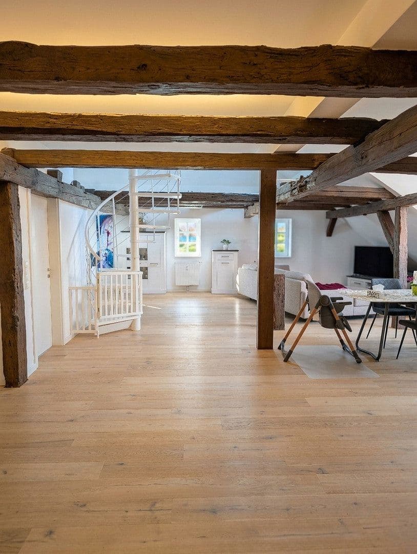 Predaj bytu 4-izbový 140 m², Baiersdorf, Bavorsko Predaj bytu 4-izbový 140 m², Baiersdorf, Bavorsko
