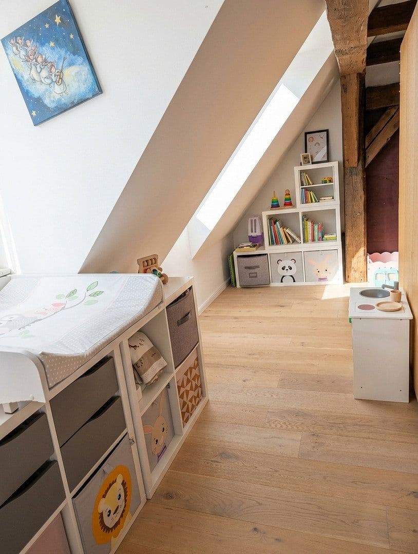 Predaj bytu 4-izbový 140 m², Baiersdorf, Bavorsko Predaj bytu 4-izbový 140 m², Baiersdorf, Bavorsko