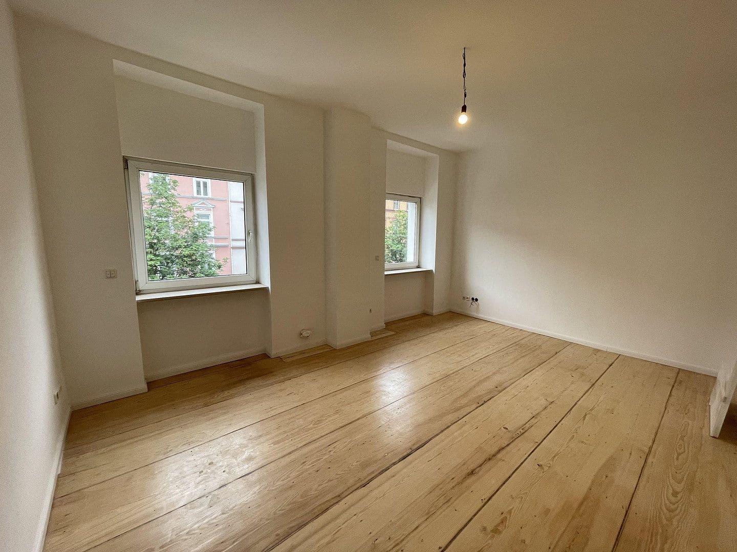 Prenájom bytu 2-izbový 46 m², Friedberger Landstraße 85, Frankfurt am Main, Hesensko Prenájom bytu 2-izbový 46 m², Friedberger Landstraße 85, Frankfurt am Main, Hesensko