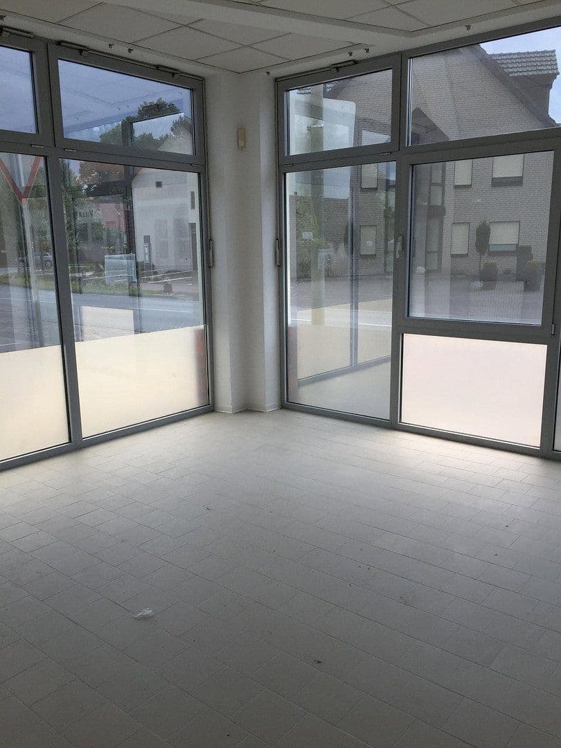 Prenájom kancelárie 94 m², Carl-Miele-Straße 207, Gütersloh, Severné Porýnie - Westfálsko Prenájom kancelárie 94 m², Carl-Miele-Straße 207, Gütersloh, Severné Porýnie - Westfálsko