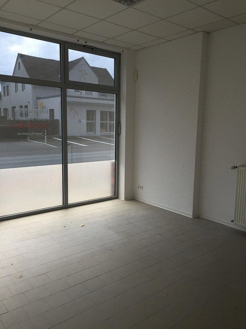 Prenájom kancelárie 94 m², Carl-Miele-Straße 207, Gütersloh, Severné Porýnie - Westfálsko Prenájom kancelárie 94 m², Carl-Miele-Straße 207, Gütersloh, Severné Porýnie - Westfálsko