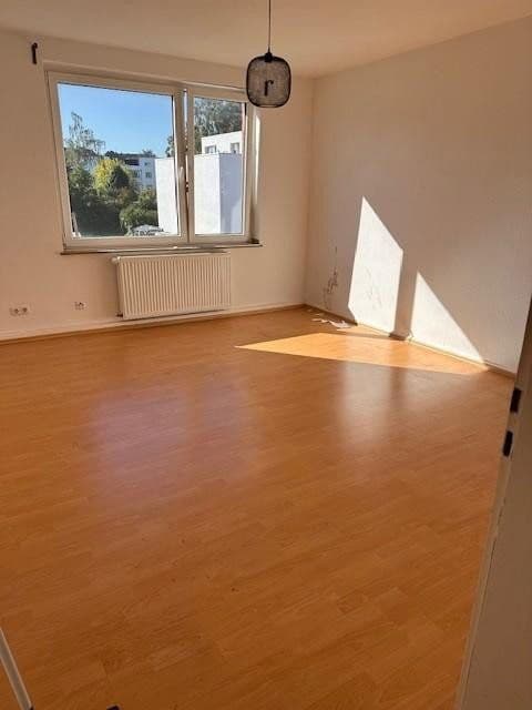 Prenájom bytu 3-izbový 78 m², Stolberger Str. 146, Aachen, Severné Porýnie - Westfálsko Prenájom bytu 3-izbový 78 m², Stolberger Str. 146, Aachen, Severné Porýnie - Westfálsko