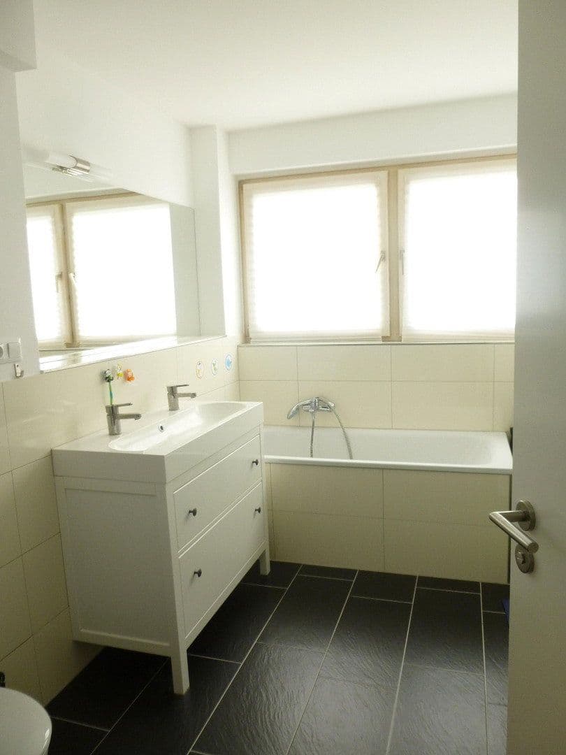 Predaj bytu 5-izbový 125 m², Kulmer Str. 4, Berlin, Berlín Predaj bytu 5-izbový 125 m², Kulmer Str. 4, Berlin, Berlín
