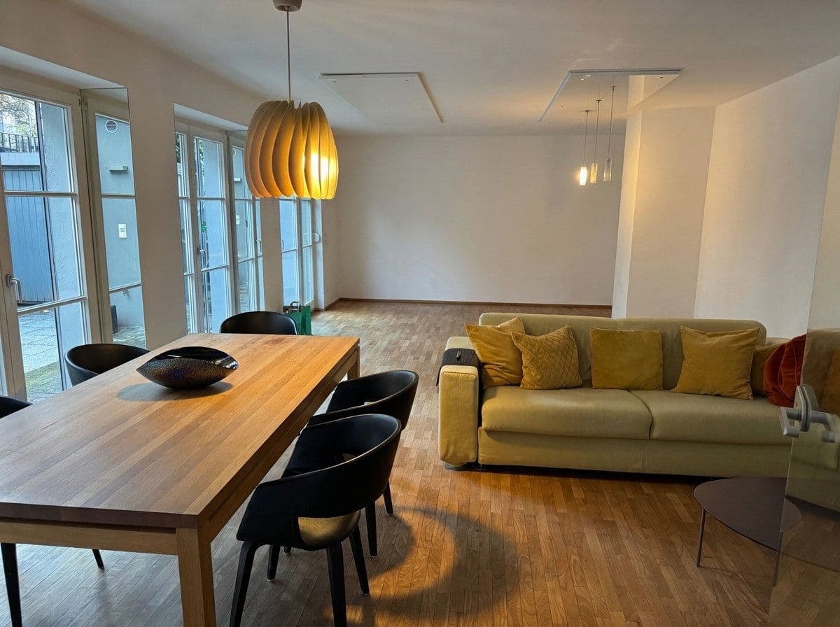 Predaj bytu 2-izbový 99 m², Belfortstrasse 8, Köln, Severné Porýnie - Westfálsko Predaj bytu 2-izbový 99 m², Belfortstrasse 8, Köln, Severné Porýnie - Westfálsko