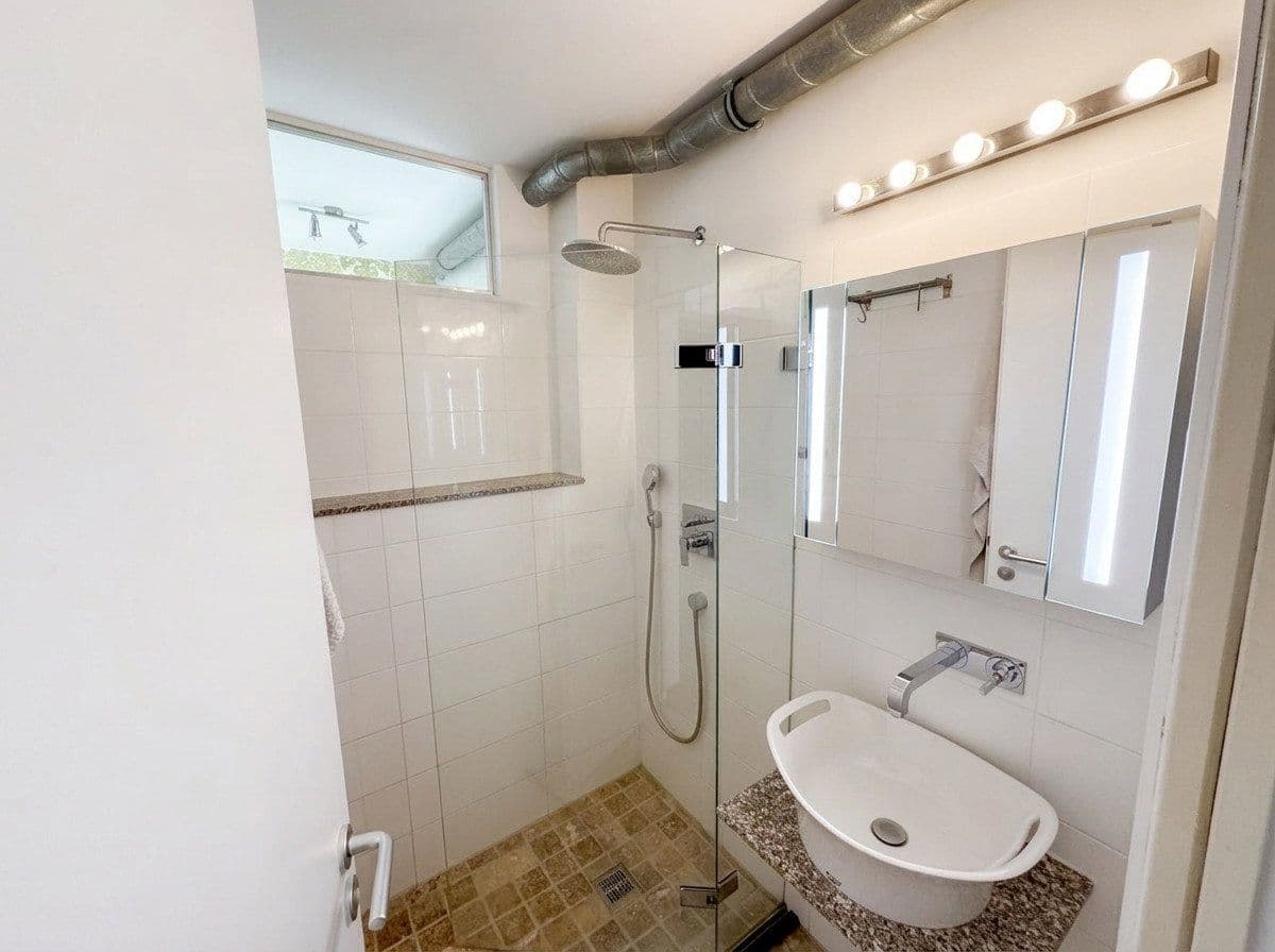 Predaj bytu 2-izbový 99 m², Belfortstrasse 8, Köln, Severné Porýnie - Westfálsko Predaj bytu 2-izbový 99 m², Belfortstrasse 8, Köln, Severné Porýnie - Westfálsko