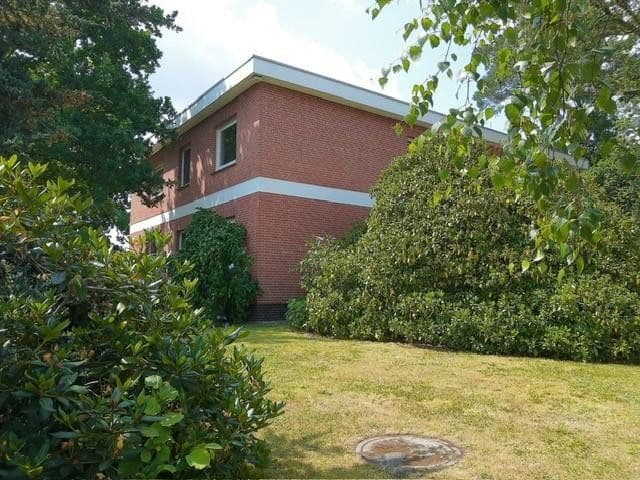 Prenájom domu 260 m², pozemok 1.300 m², Grenzweg 44, Buchholz in der Nordheide, Dolné Sasko Prenájom domu 260 m², pozemok 1.300 m², Grenzweg 44, Buchholz in der Nordheide, Dolné Sasko