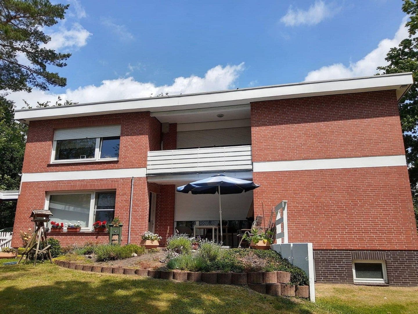 Prenájom domu 260 m², pozemok 1.300 m², Grenzweg 44, Buchholz in der Nordheide, Dolné Sasko Prenájom domu 260 m², pozemok 1.300 m², Grenzweg 44, Buchholz in der Nordheide, Dolné Sasko