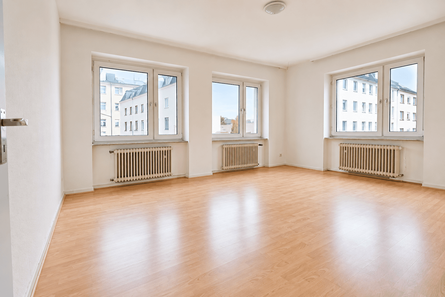 Prenájom bytu 2-izbový 68 m², Rauer Werth 13, Wuppertal, Severné Porýnie - Westfálsko Prenájom bytu 2-izbový 68 m², Rauer Werth 13, Wuppertal, Severné Porýnie - Westfálsko