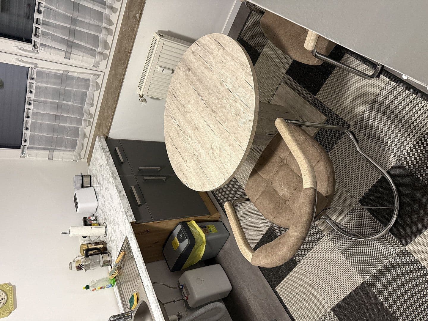 Prenájom bytu 3-izbový 65 m², Vogesenstraße 30a, Oberhausen, Severné Porýnie - Westfálsko Prenájom bytu 3-izbový 65 m², Vogesenstraße 30a, Oberhausen, Severné Porýnie - Westfálsko