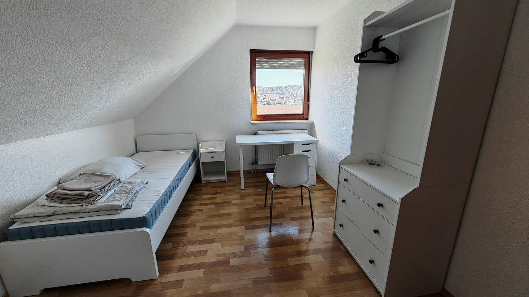 Prenájom bytu 3-izbový 64 m², Schlegelstr. 16, Schwandorf, Bavorsko Prenájom bytu 3-izbový 64 m², Schlegelstr. 16, Schwandorf, Bavorsko