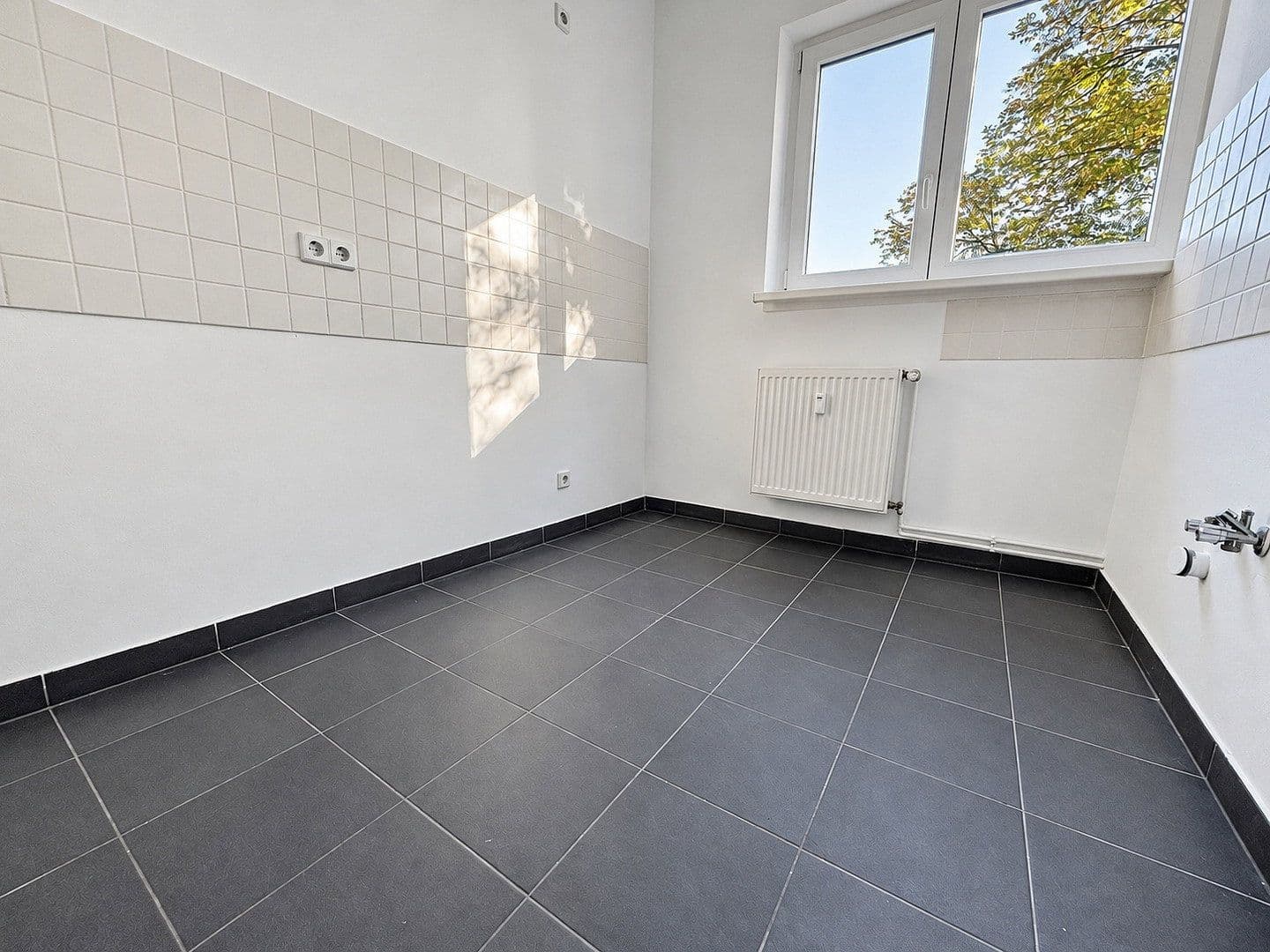 Predaj bytu 2-izbový 51 m², Berlin, Berlín Predaj bytu 2-izbový 51 m², Berlin, Berlín