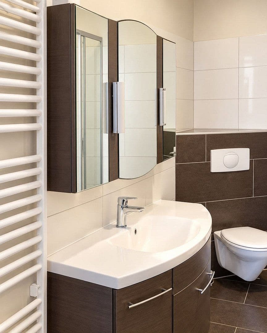 Prenájom bytu 3-izbový 72 m², Roitzer Straße 11, Spremberg, Brandenbursko Prenájom bytu 3-izbový 72 m², Roitzer Straße 11, Spremberg, Brandenbursko