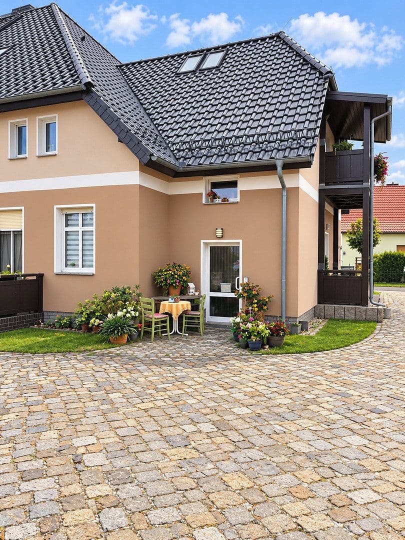 Prenájom bytu 3-izbový 72 m², Roitzer Straße 11, Spremberg, Brandenbursko Prenájom bytu 3-izbový 72 m², Roitzer Straße 11, Spremberg, Brandenbursko