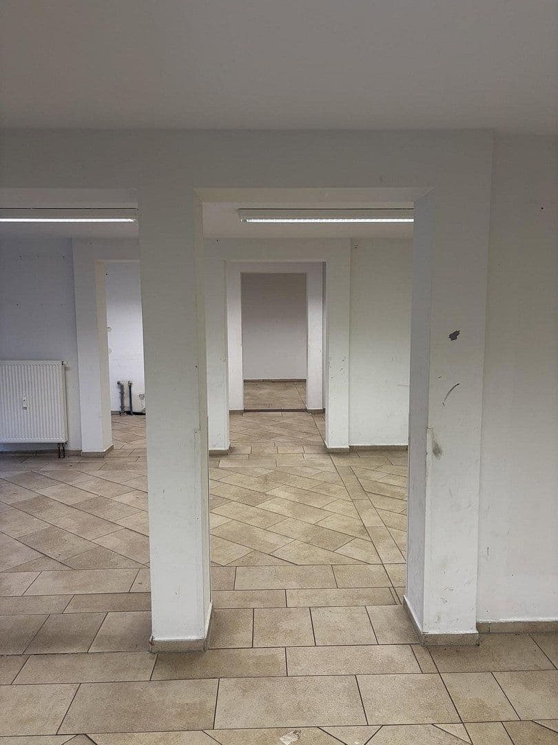 Prenájom nebytového priestoru 162 m², Karlstr. 102, Mönchengladbach, Severné Porýnie - Westfálsko Prenájom nebytového priestoru 162 m², Karlstr. 102, Mönchengladbach, Severné Porýnie - Westfálsko