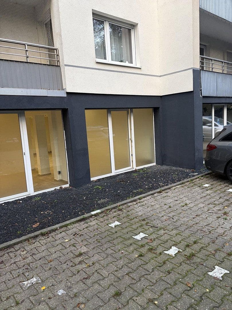 Prenájom nebytového priestoru 162 m², Karlstr. 102, Mönchengladbach, Severné Porýnie - Westfálsko Prenájom nebytového priestoru 162 m², Karlstr. 102, Mönchengladbach, Severné Porýnie - Westfálsko