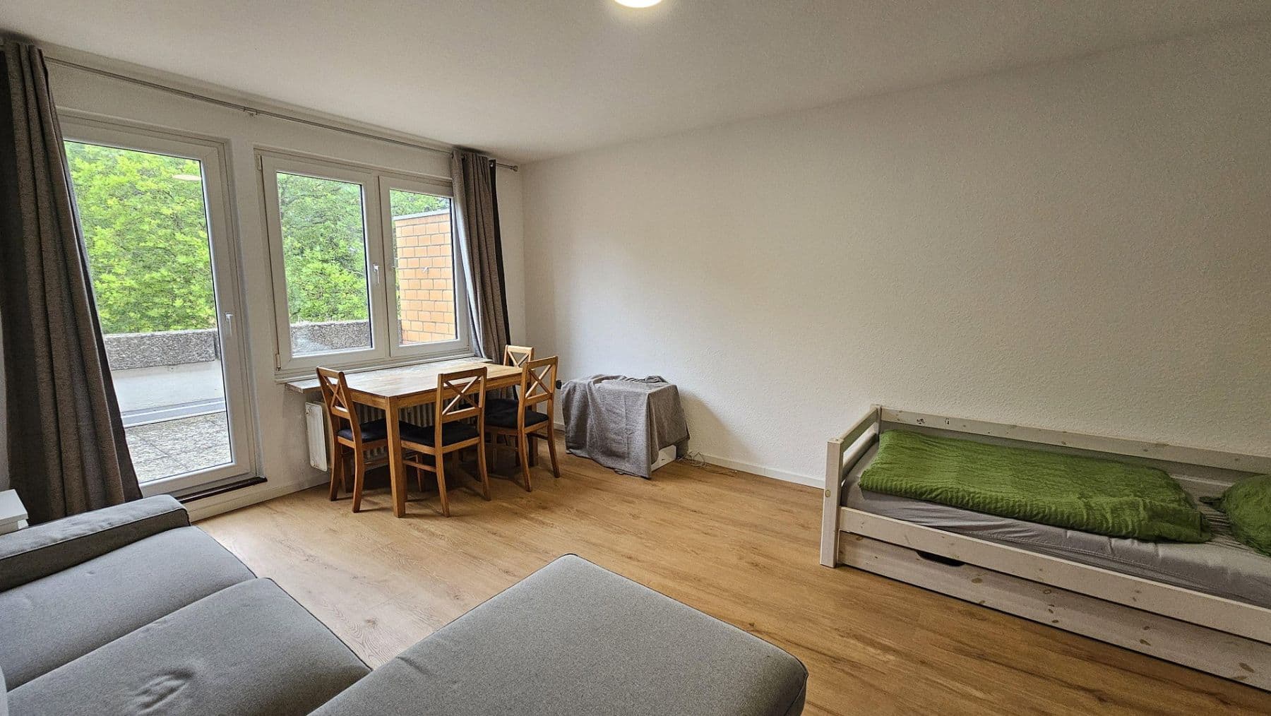 Prenájom bytu 2-izbový 62 m², Bahnhofstraße 14, Bad Bevensen, Dolné Sasko Prenájom bytu 2-izbový 62 m², Bahnhofstraße 14, Bad Bevensen, Dolné Sasko