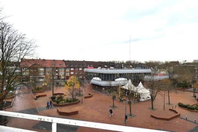 Prenájom bytu 1-izbový 49 m², Kometenplatz 51, Duisburg, Severné Porýnie - Westfálsko Prenájom bytu 1-izbový 49 m², Kometenplatz 51, Duisburg, Severné Porýnie - Westfálsko