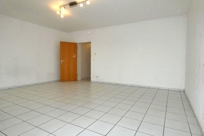 Prenájom bytu 1-izbový 49 m², Kometenplatz 51, Duisburg, Severné Porýnie - Westfálsko Prenájom bytu 1-izbový 49 m², Kometenplatz 51, Duisburg, Severné Porýnie - Westfálsko