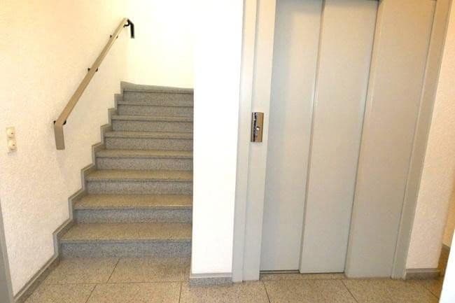 Prenájom bytu 1-izbový 49 m², Kometenplatz 51, Duisburg, Severné Porýnie - Westfálsko Prenájom bytu 1-izbový 49 m², Kometenplatz 51, Duisburg, Severné Porýnie - Westfálsko