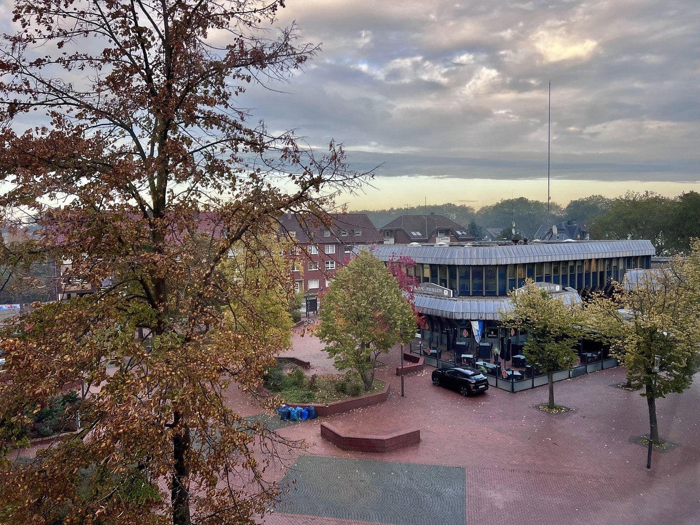 Prenájom bytu 1-izbový 49 m², Kometenplatz 51, Duisburg, Severné Porýnie - Westfálsko Prenájom bytu 1-izbový 49 m², Kometenplatz 51, Duisburg, Severné Porýnie - Westfálsko