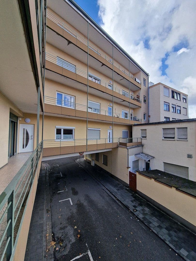 Prenájom bytu 3-izbový 75 m², Ackerstr.7, Frankenthal, Porýnie-Falcko Prenájom bytu 3-izbový 75 m², Ackerstr.7, Frankenthal, Porýnie-Falcko