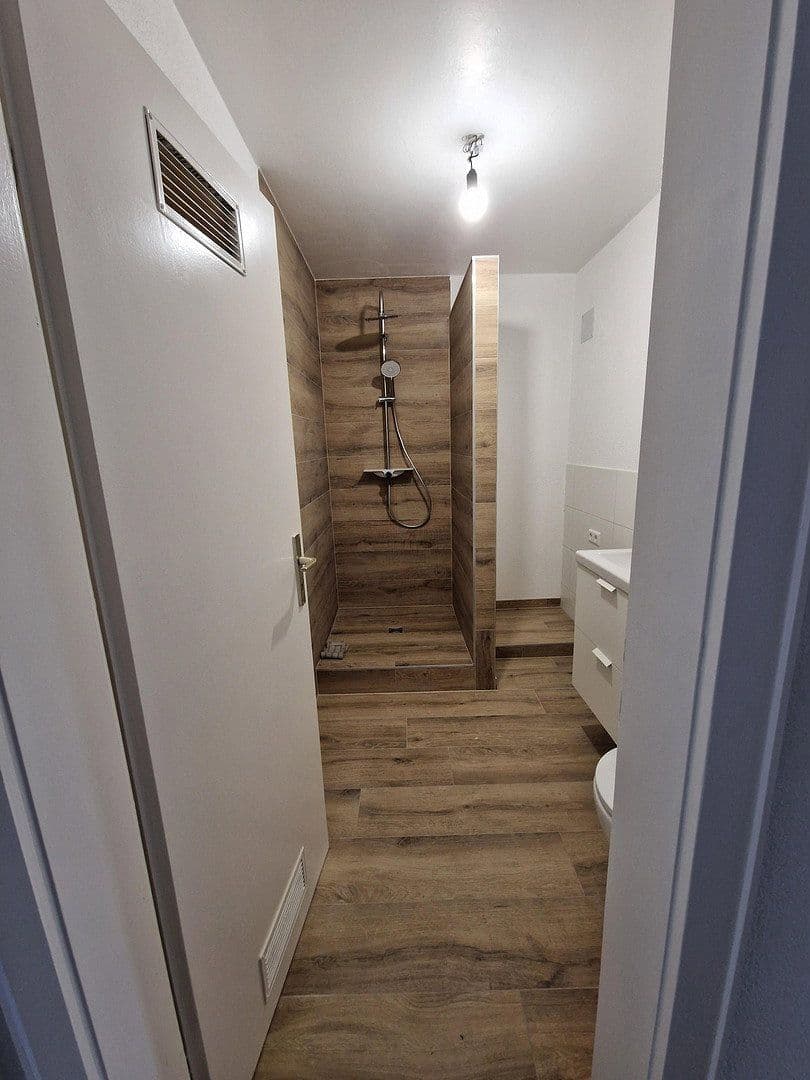 Prenájom bytu 3-izbový 75 m², Ackerstr.7, Frankenthal, Porýnie-Falcko Prenájom bytu 3-izbový 75 m², Ackerstr.7, Frankenthal, Porýnie-Falcko