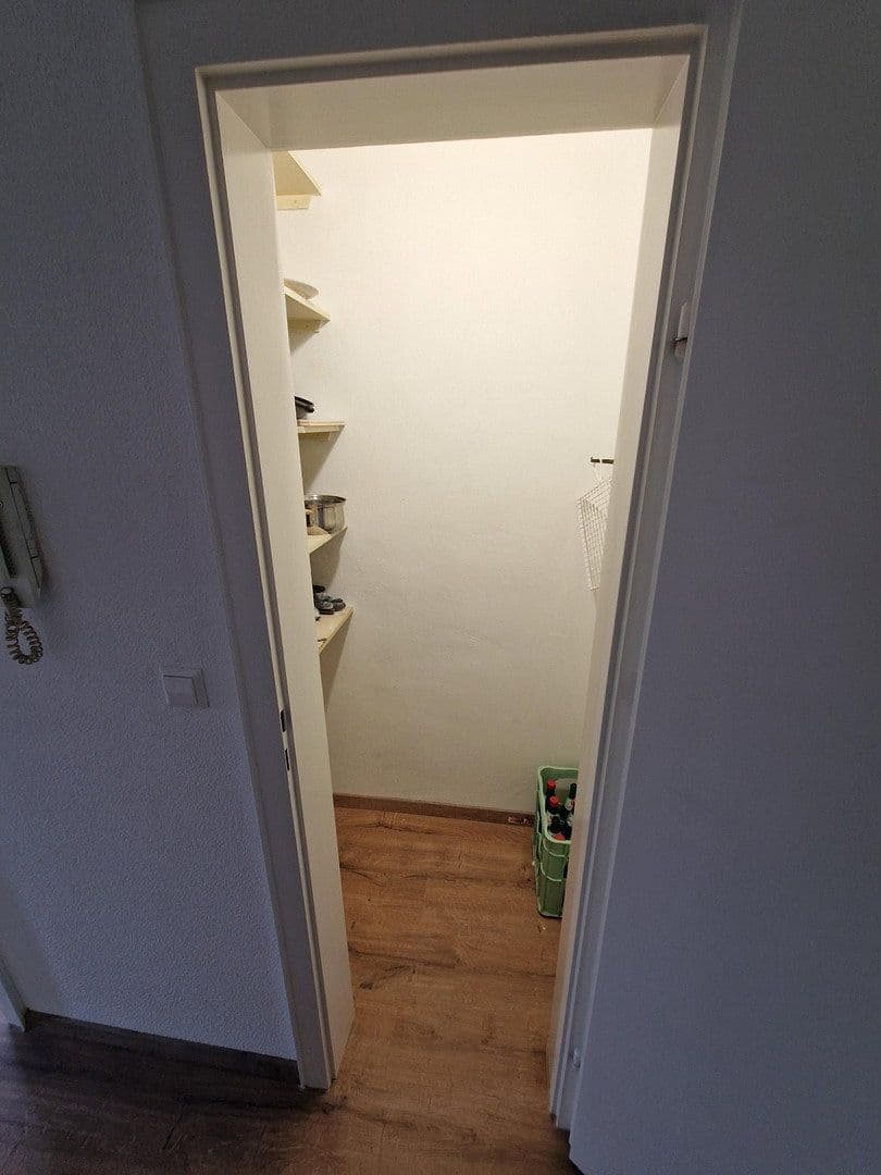 Prenájom bytu 3-izbový 75 m², Ackerstr.7, Frankenthal, Porýnie-Falcko Prenájom bytu 3-izbový 75 m², Ackerstr.7, Frankenthal, Porýnie-Falcko