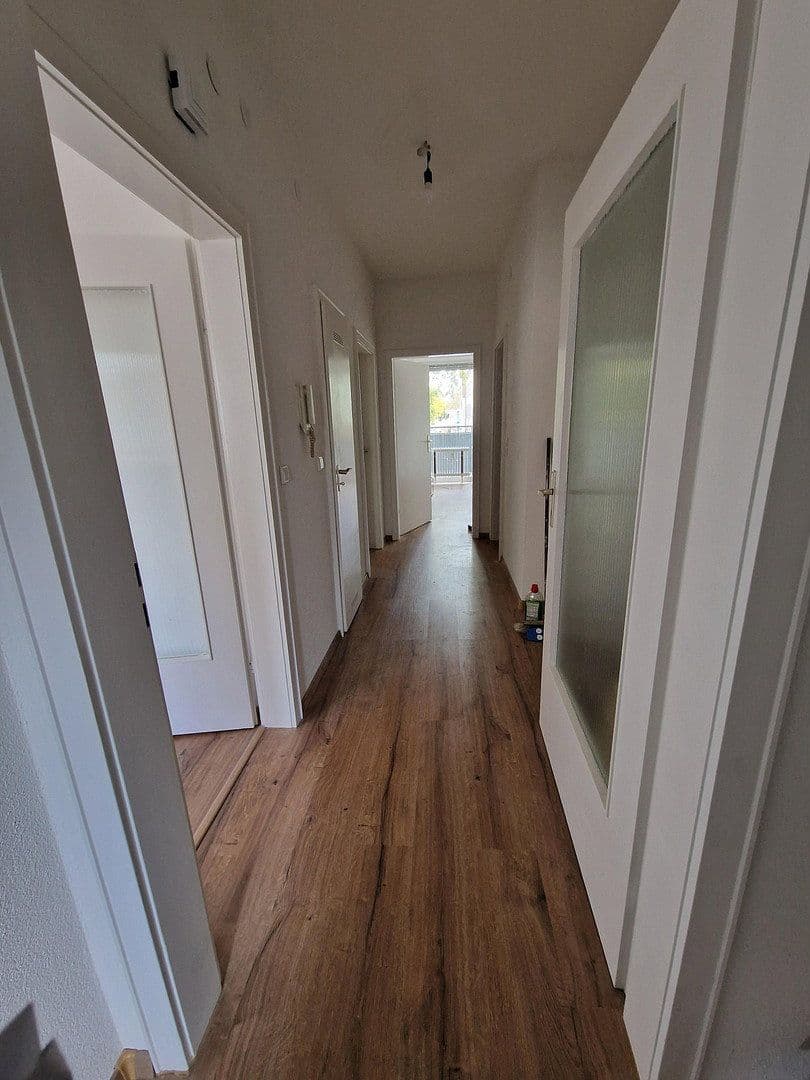 Prenájom bytu 3-izbový 75 m², Ackerstr.7, Frankenthal, Porýnie-Falcko Prenájom bytu 3-izbový 75 m², Ackerstr.7, Frankenthal, Porýnie-Falcko