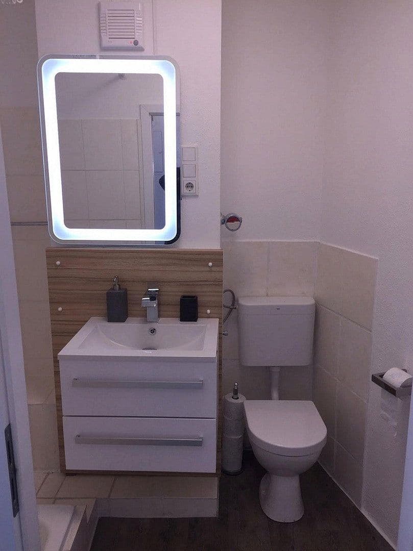Prenájom bytu 1-izbový 24 m², Ringseisstraße 11, München, Bavorsko Prenájom bytu 1-izbový 24 m², Ringseisstraße 11, München, Bavorsko