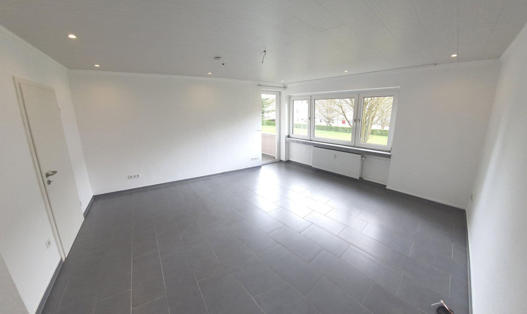Prenájom bytu 3-izbový 70 m², Mönchengladbach, Severné Porýnie - Westfálsko Prenájom bytu 3-izbový 70 m², Mönchengladbach, Severné Porýnie - Westfálsko