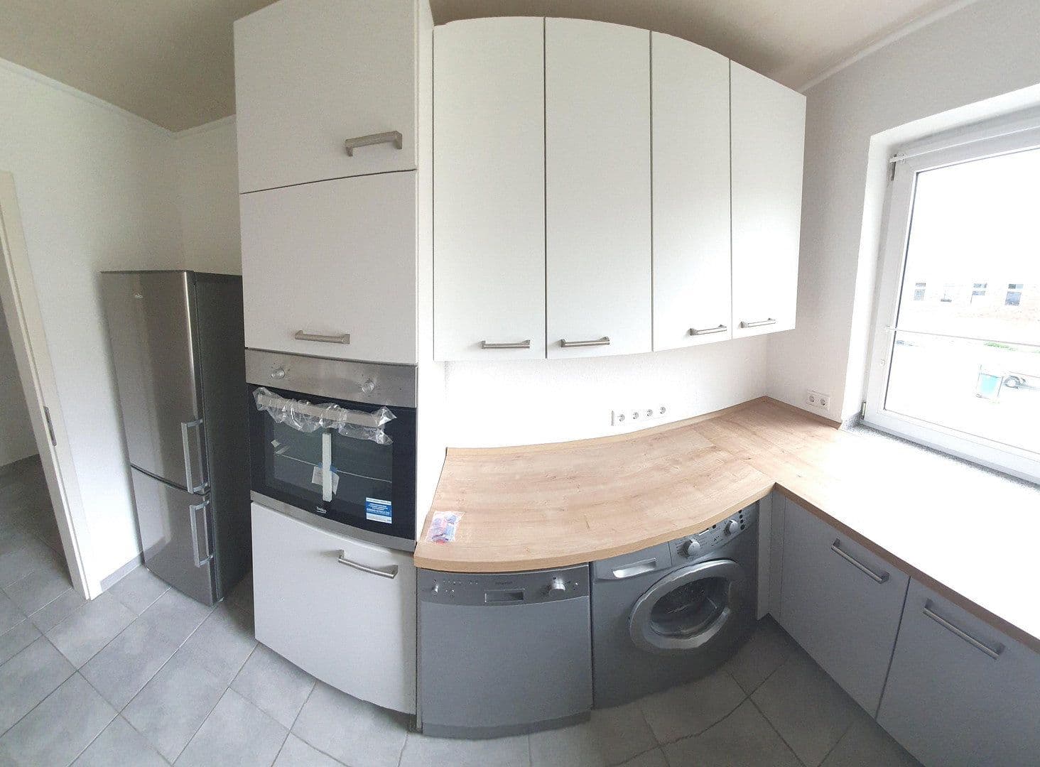 Prenájom bytu 3-izbový 70 m², Mönchengladbach, Severné Porýnie - Westfálsko Prenájom bytu 3-izbový 70 m², Mönchengladbach, Severné Porýnie - Westfálsko