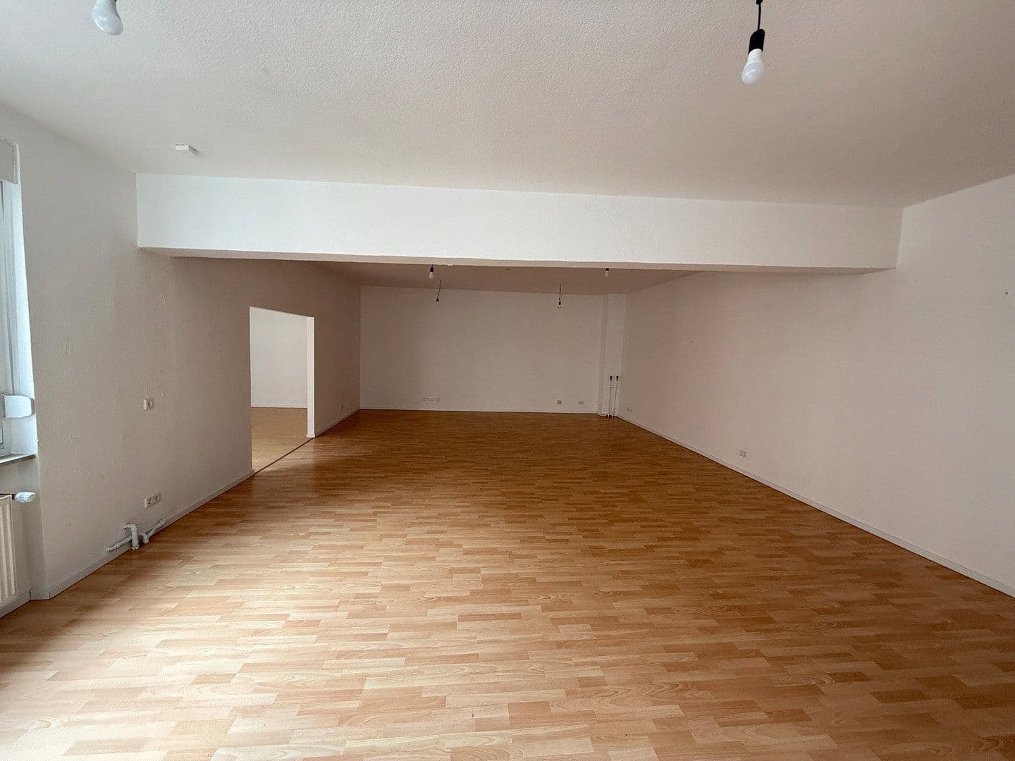 Prenájom kancelárie 99 m², Eurotheum 66-68, Frankfurt am Main, Hesensko Prenájom kancelárie 99 m², Eurotheum 66-68, Frankfurt am Main, Hesensko