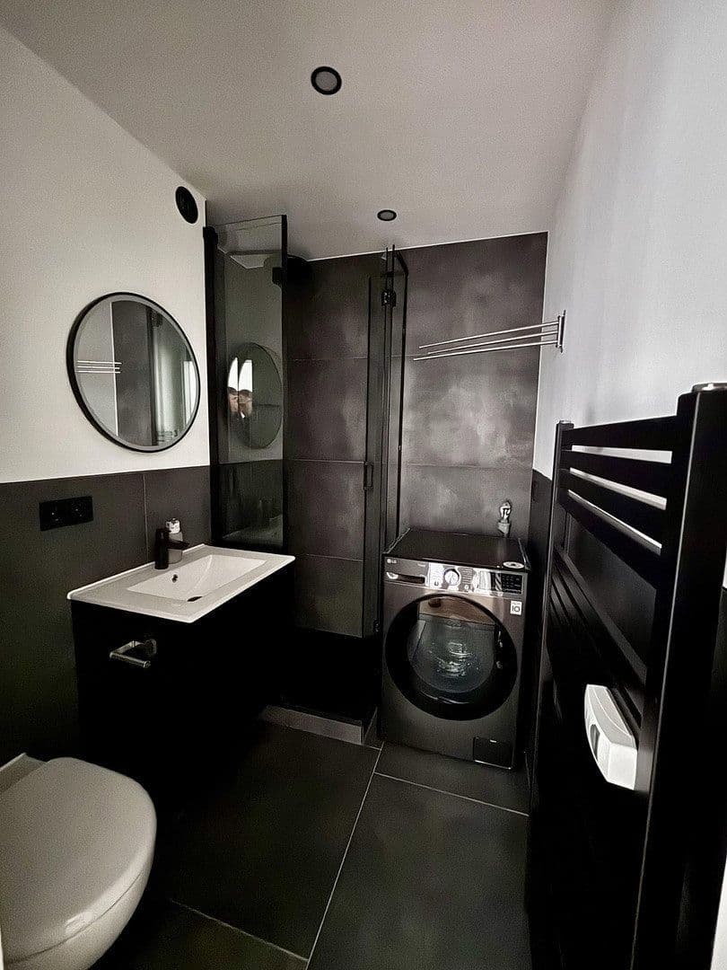 Prenájom bytu 1-izbový 36 m², Elvirastraße, München, Bavorsko Prenájom bytu 1-izbový 36 m², Elvirastraße, München, Bavorsko