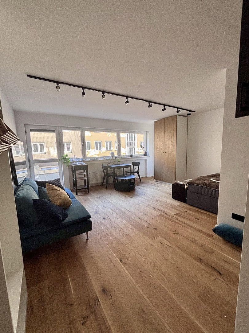 Prenájom bytu 1-izbový 36 m², Elvirastraße, München, Bavorsko Prenájom bytu 1-izbový 36 m², Elvirastraße, München, Bavorsko