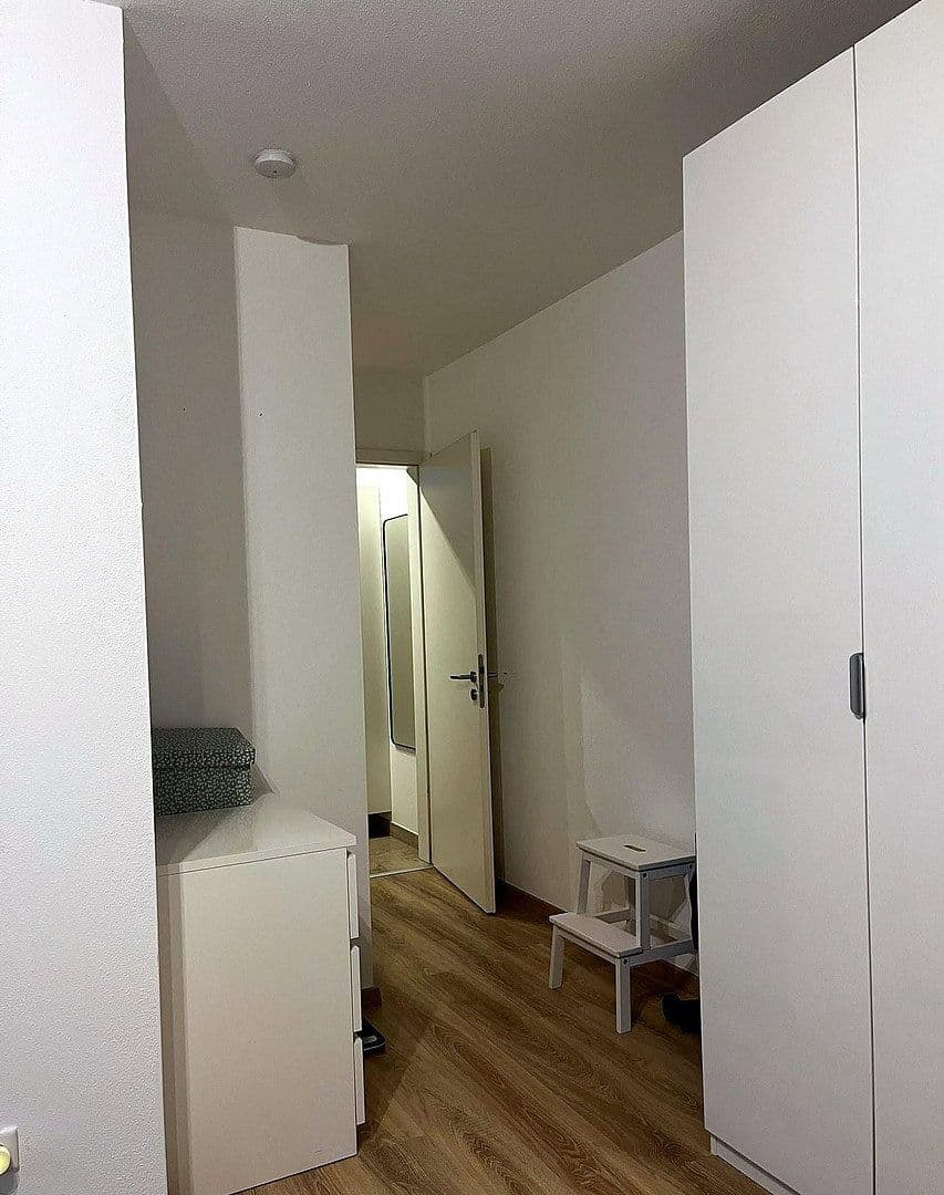 Prenájom bytu 3-izbový 90 m², Godramsteiner Straße 12, Ingolstadt, Bavorsko Prenájom bytu 3-izbový 90 m², Godramsteiner Straße 12, Ingolstadt, Bavorsko