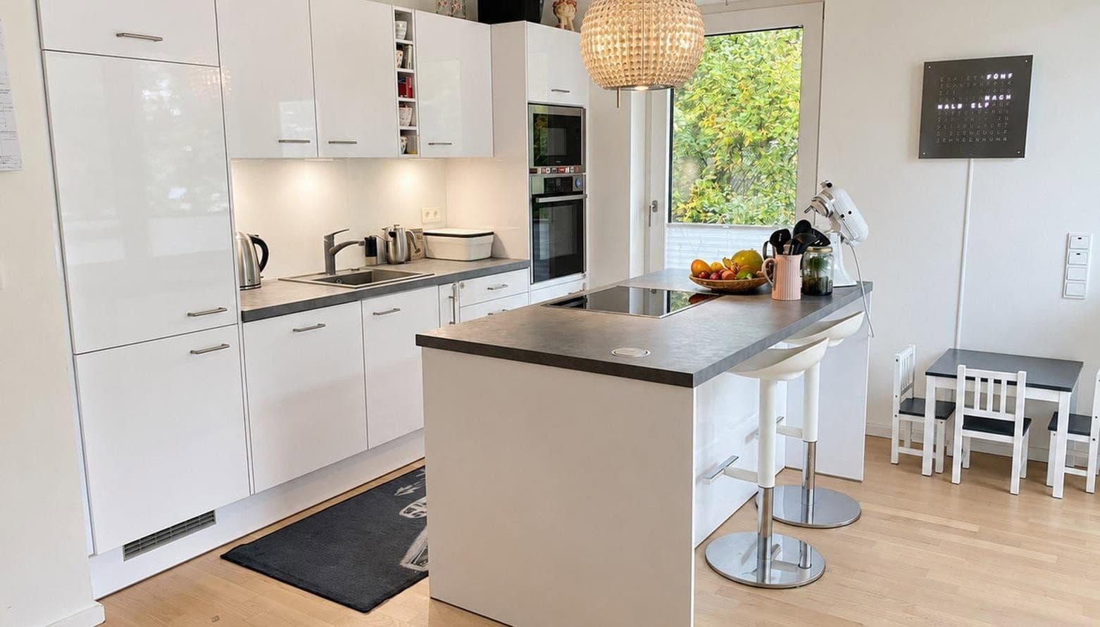 Predaj bytu 3-izbový 99 m², Hamburg, Hamburg Predaj bytu 3-izbový 99 m², Hamburg, Hamburg