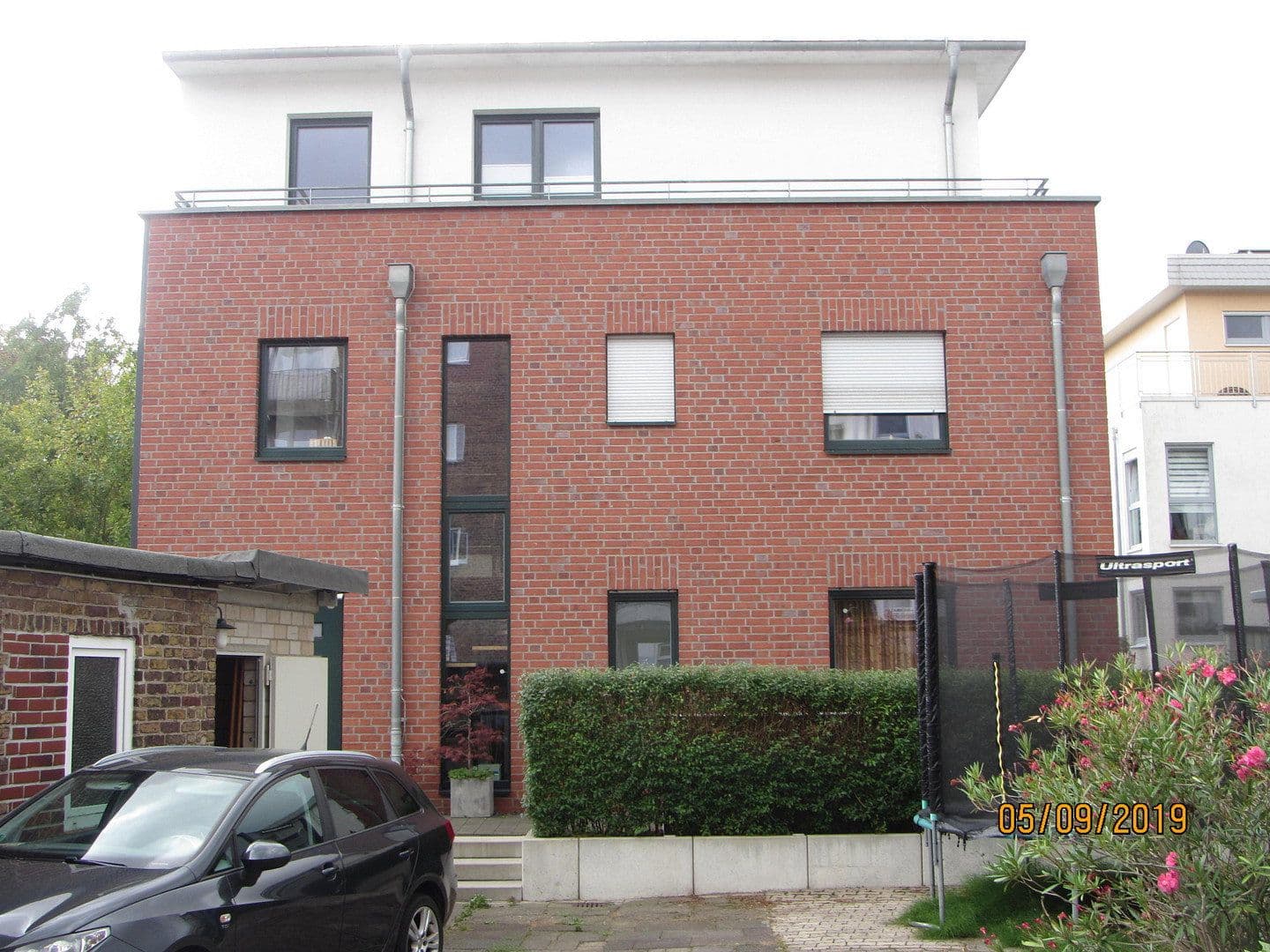 Prenájom bytu 2-izbový 63 m², Düsseldorf, Severné Porýnie - Westfálsko Prenájom bytu 2-izbový 63 m², Düsseldorf, Severné Porýnie - Westfálsko