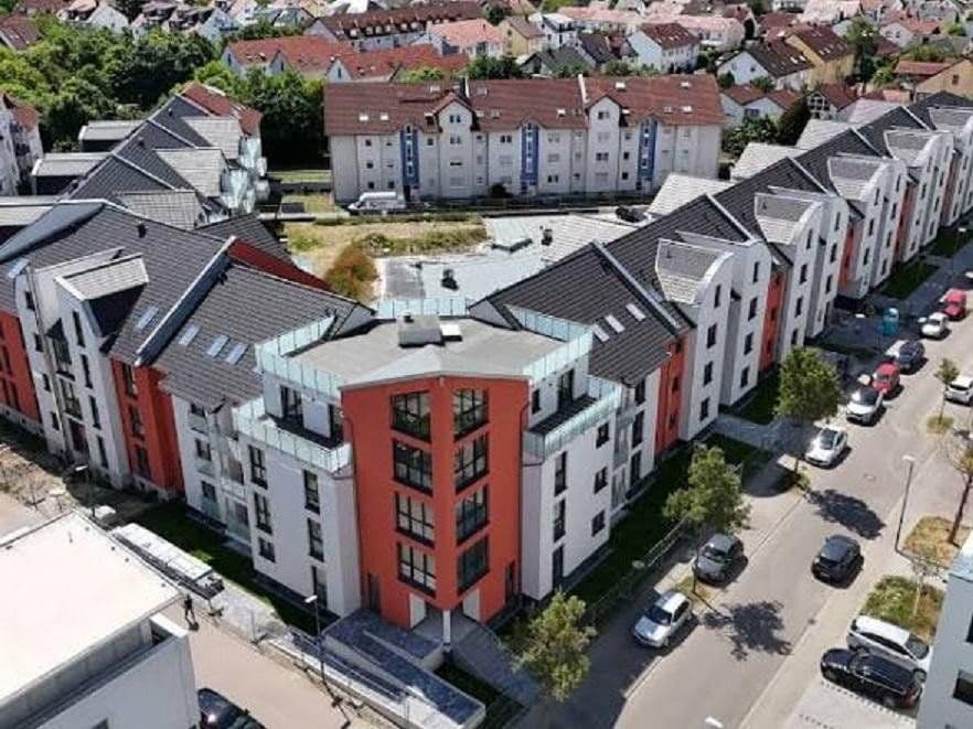 Prenájom bytu 4-izbový 103 m², Ludwigshafen, Porýnie-Falcko Prenájom bytu 4-izbový 103 m², Ludwigshafen, Porýnie-Falcko