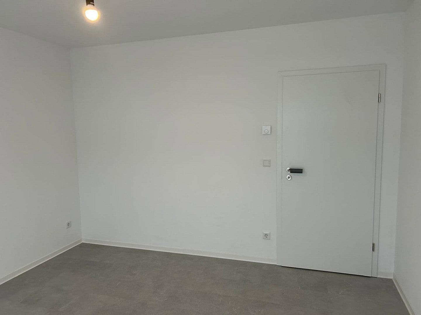 Prenájom domu 124 m², pozemok 459 m², Wehingen, Bádensko-Wurttembersko Prenájom domu 124 m², pozemok 459 m², Wehingen, Bádensko-Wurttembersko
