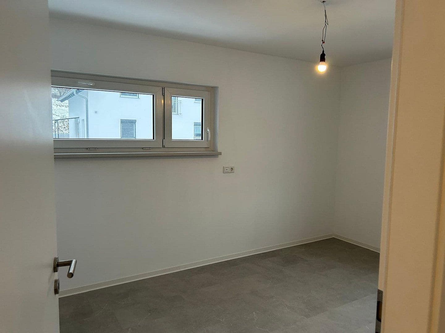 Prenájom domu 124 m², pozemok 459 m², Wehingen, Bádensko-Wurttembersko Prenájom domu 124 m², pozemok 459 m², Wehingen, Bádensko-Wurttembersko